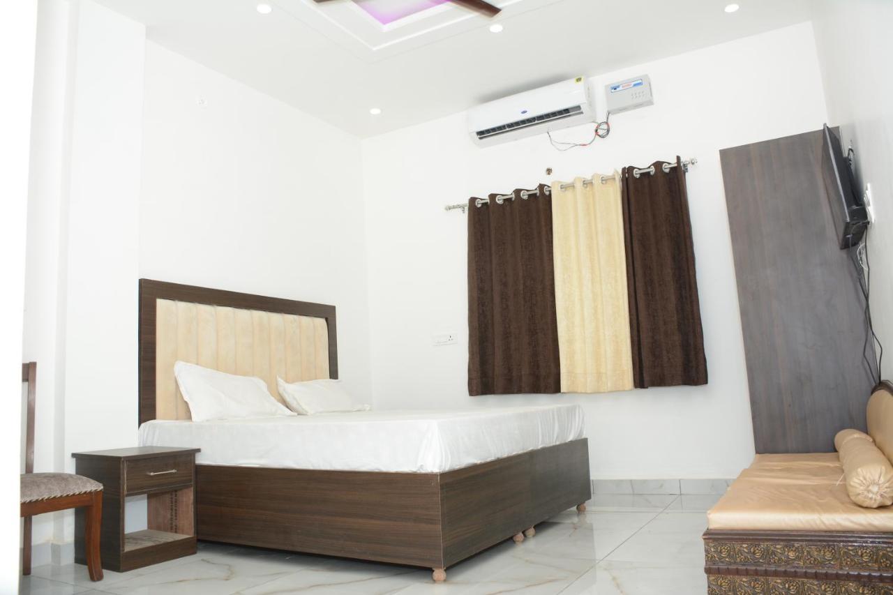Royal Green Celebrate In Style Saharanpur Exteriör bild