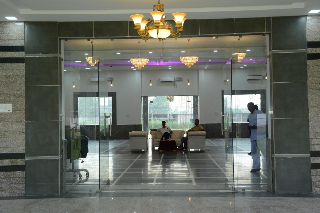 Royal Green Celebrate In Style Saharanpur Exteriör bild